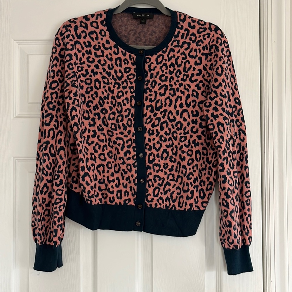 Ann Taylor Large leopard cardigan